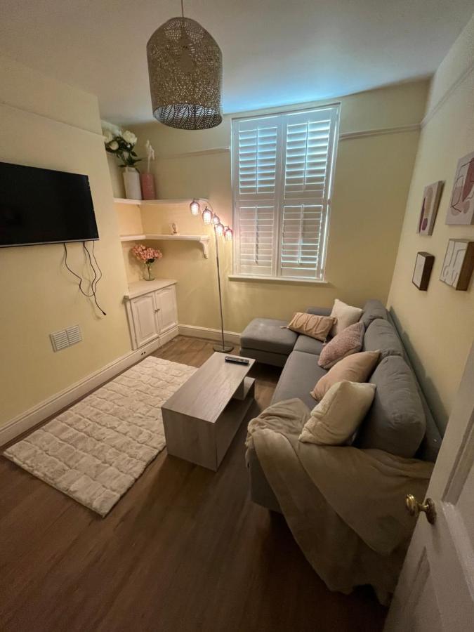Villa 18Th Century Townhouse In Chester City Centre Extérieur photo