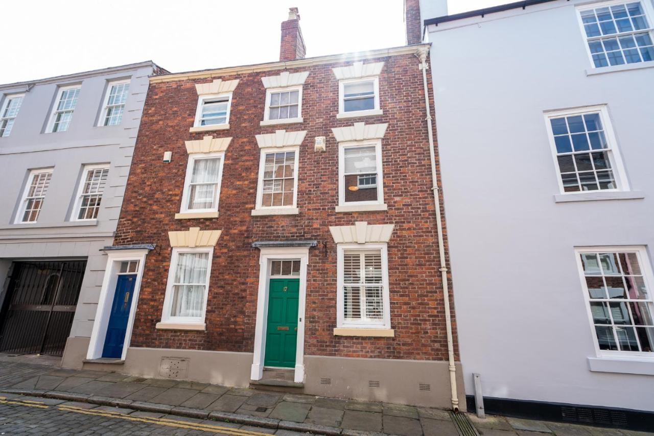 Villa 18Th Century Townhouse In Chester City Centre Extérieur photo