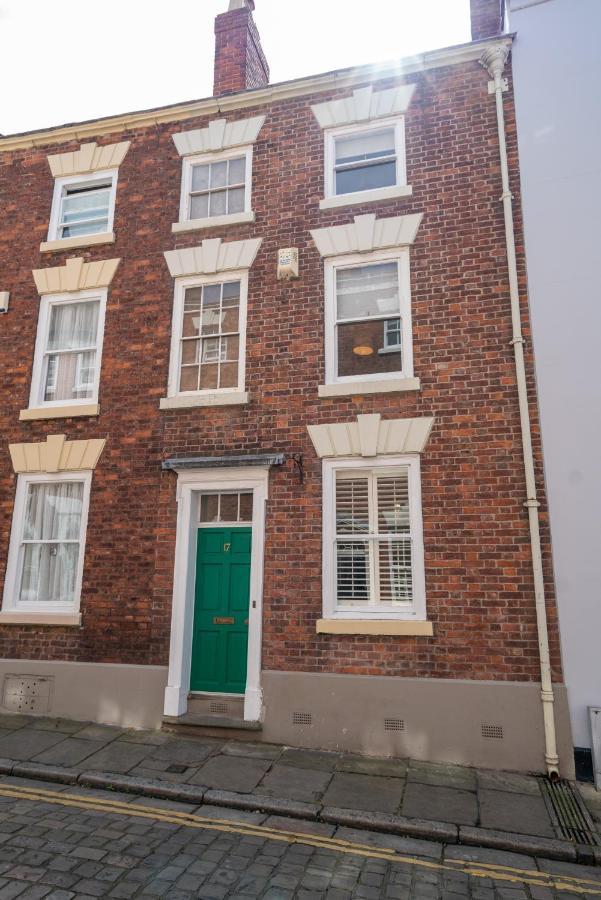 Villa 18Th Century Townhouse In Chester City Centre Extérieur photo